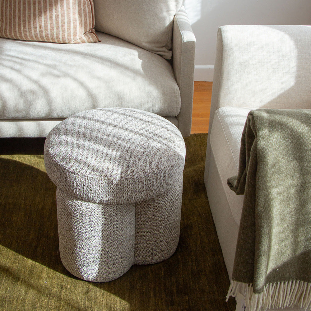 Duncan Ottoman - Grey Marle