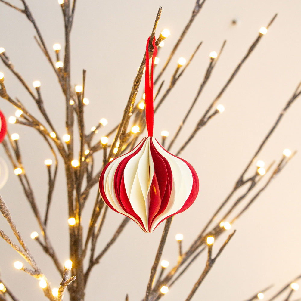 Christmas Decorations Drop Set of 4 - Cherry/Cream