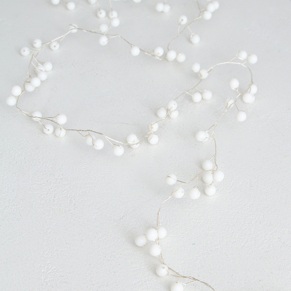 Snowberry Lights - White