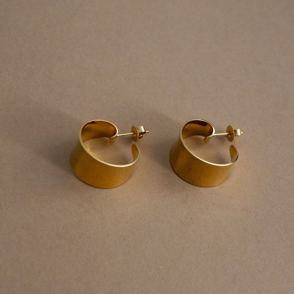 Crescent Earrings - Gold