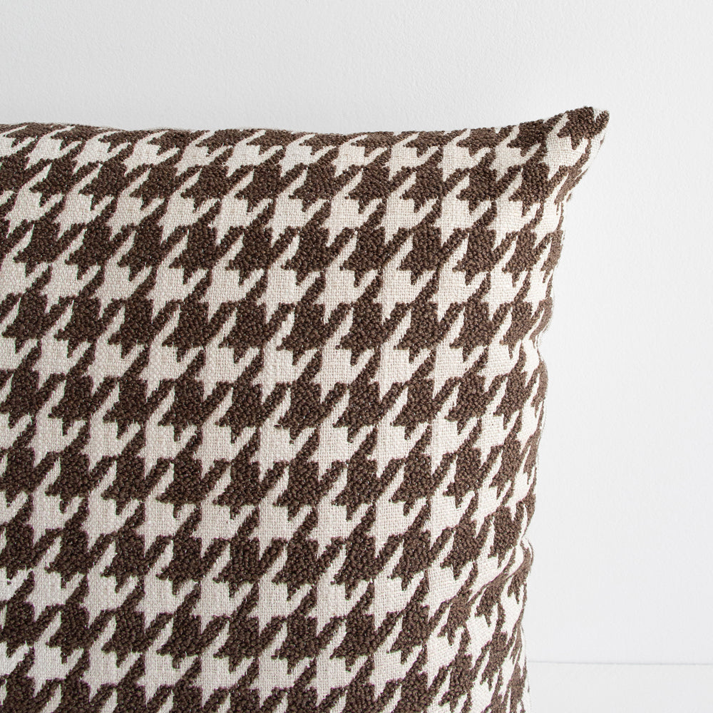 Giovanni Cushion - Cocoa