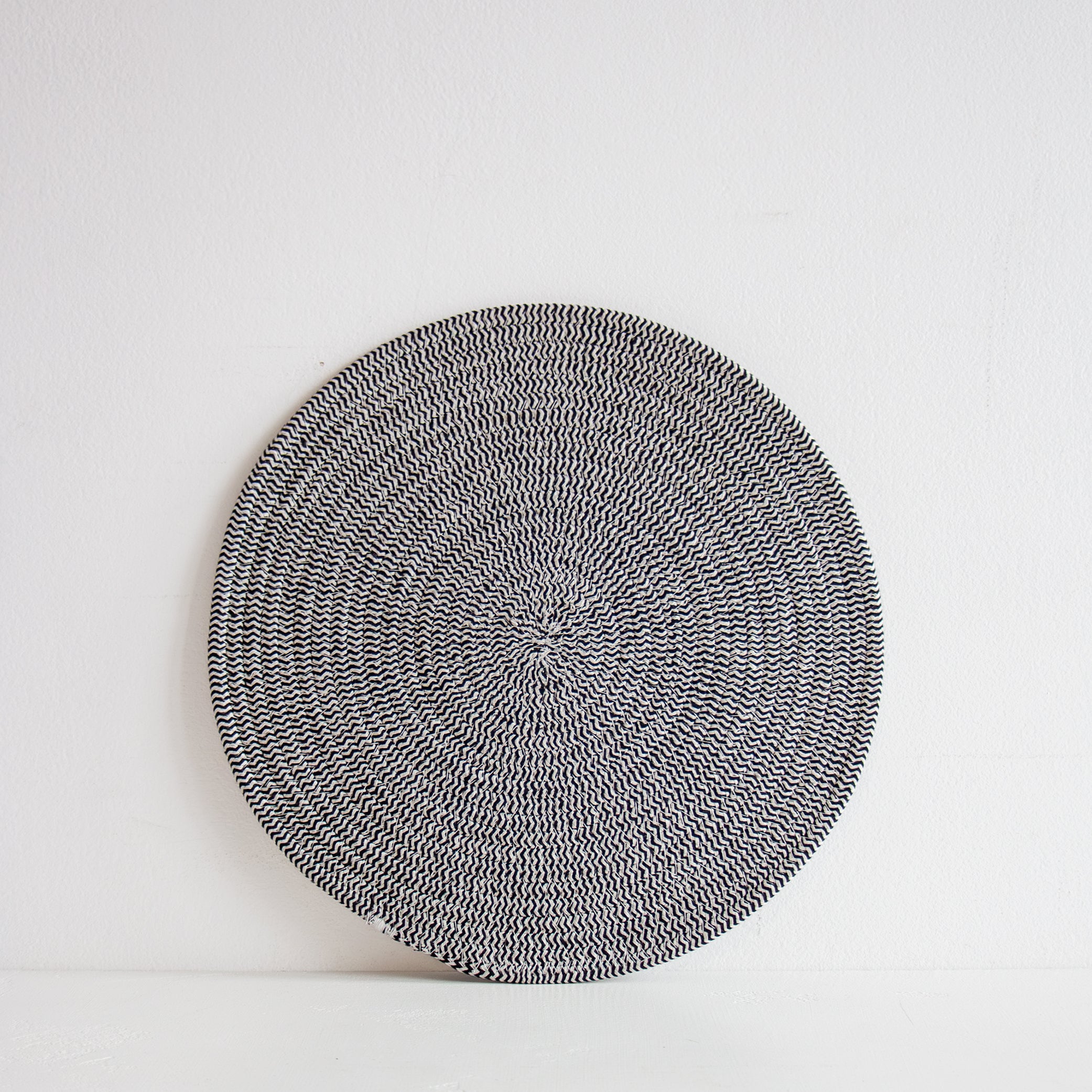 Black and White Round Placemat