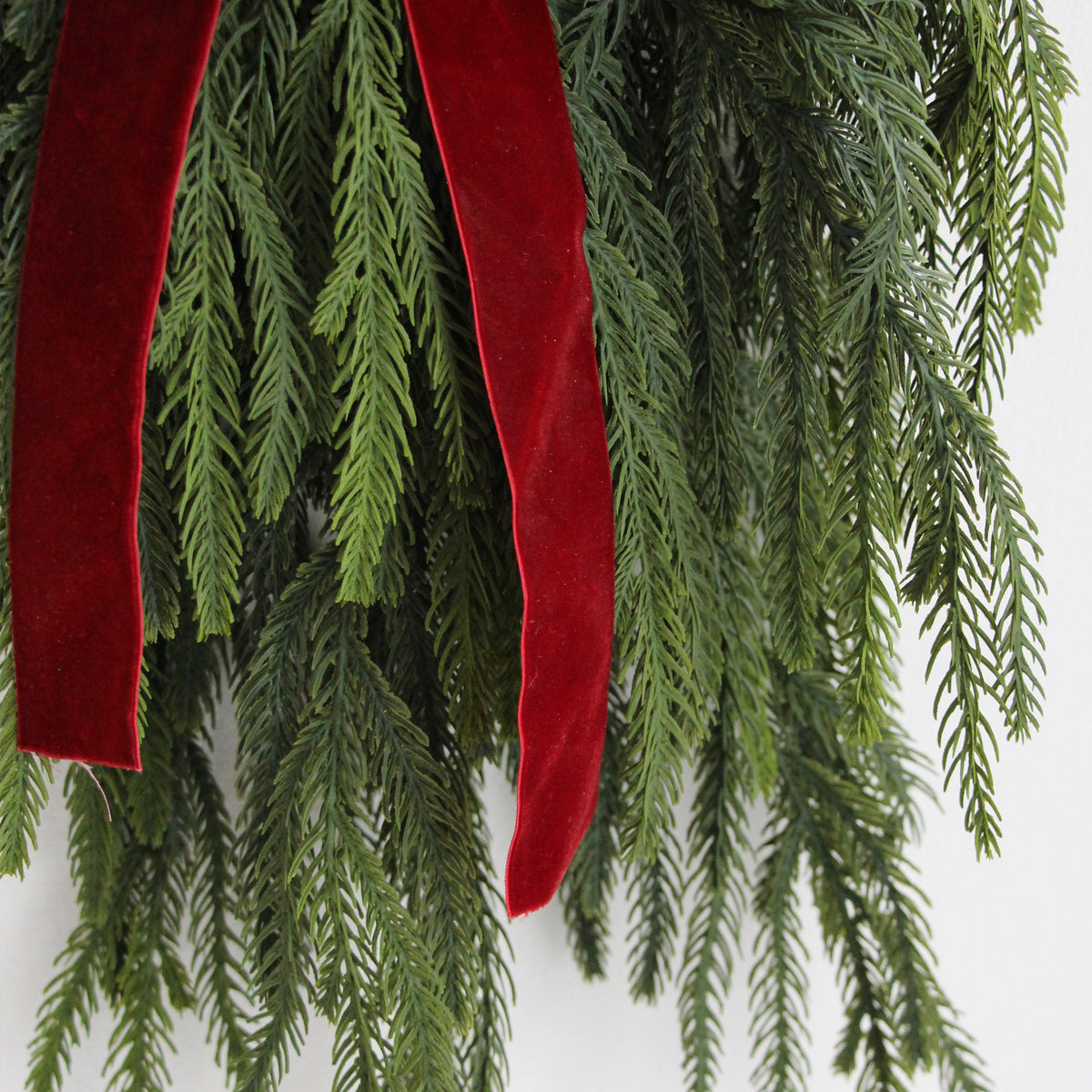 Cedar Bells & Bow Teardrop - Mulberry