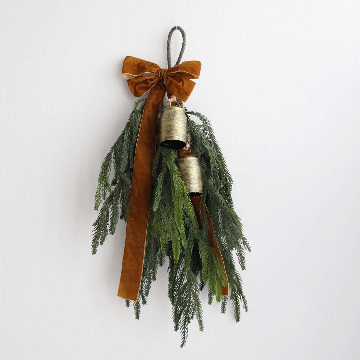 Cedar Bells & Bow Teardrop - Tobacco