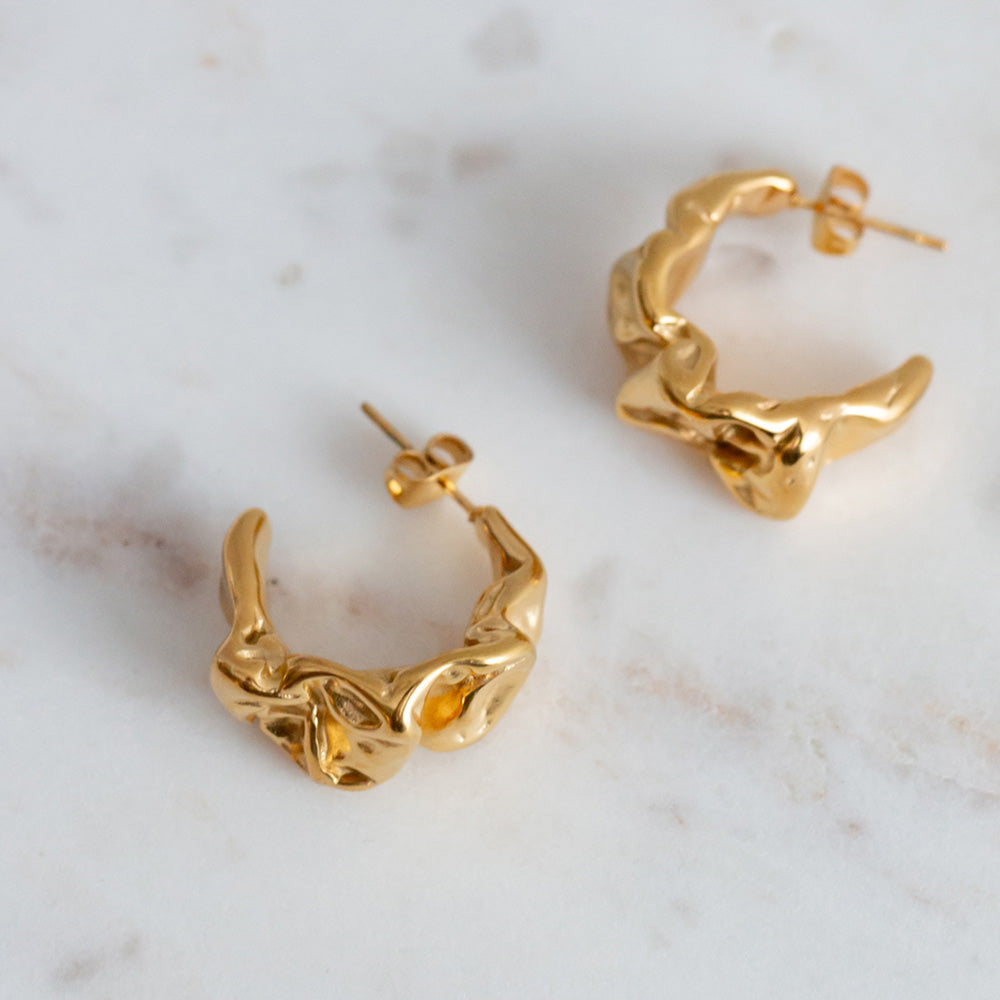 Crinkle Hoop Earring - Gold