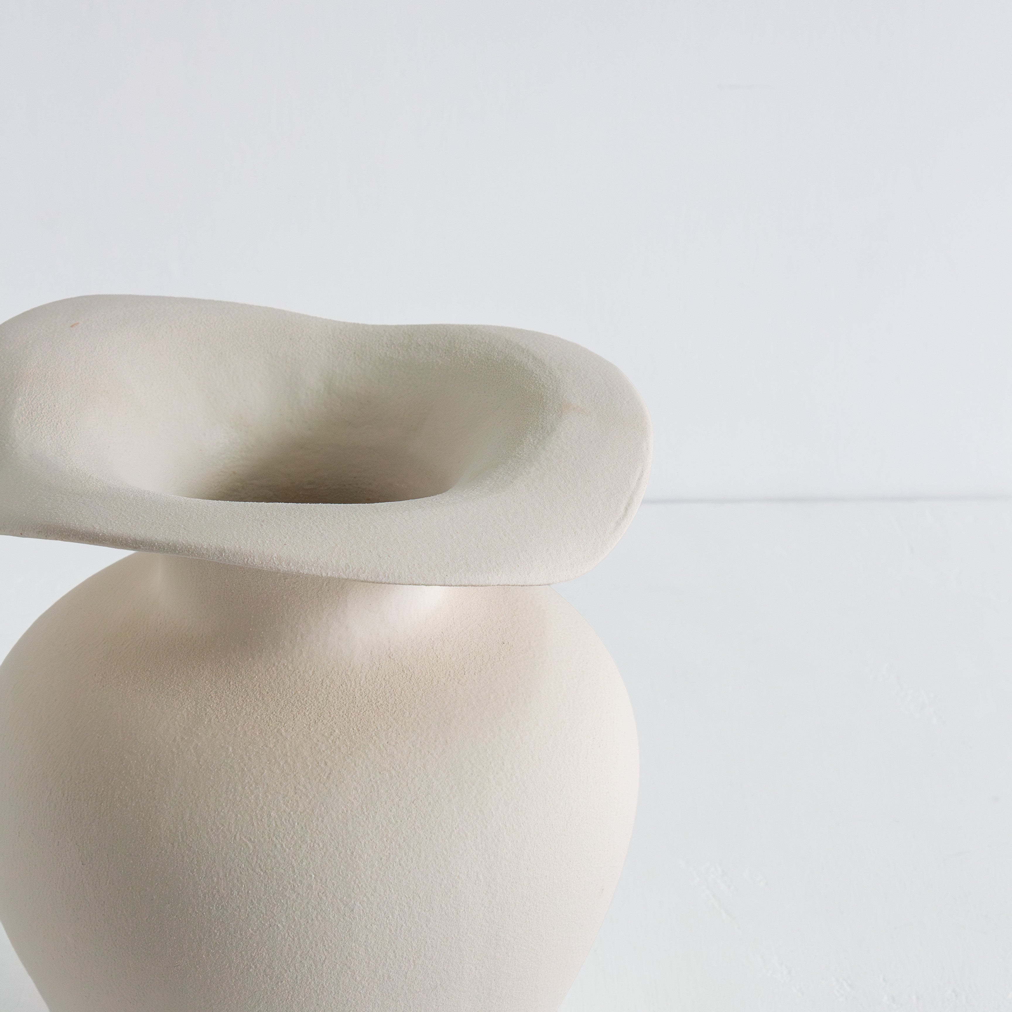 Florentina Vase - Medium, Off White