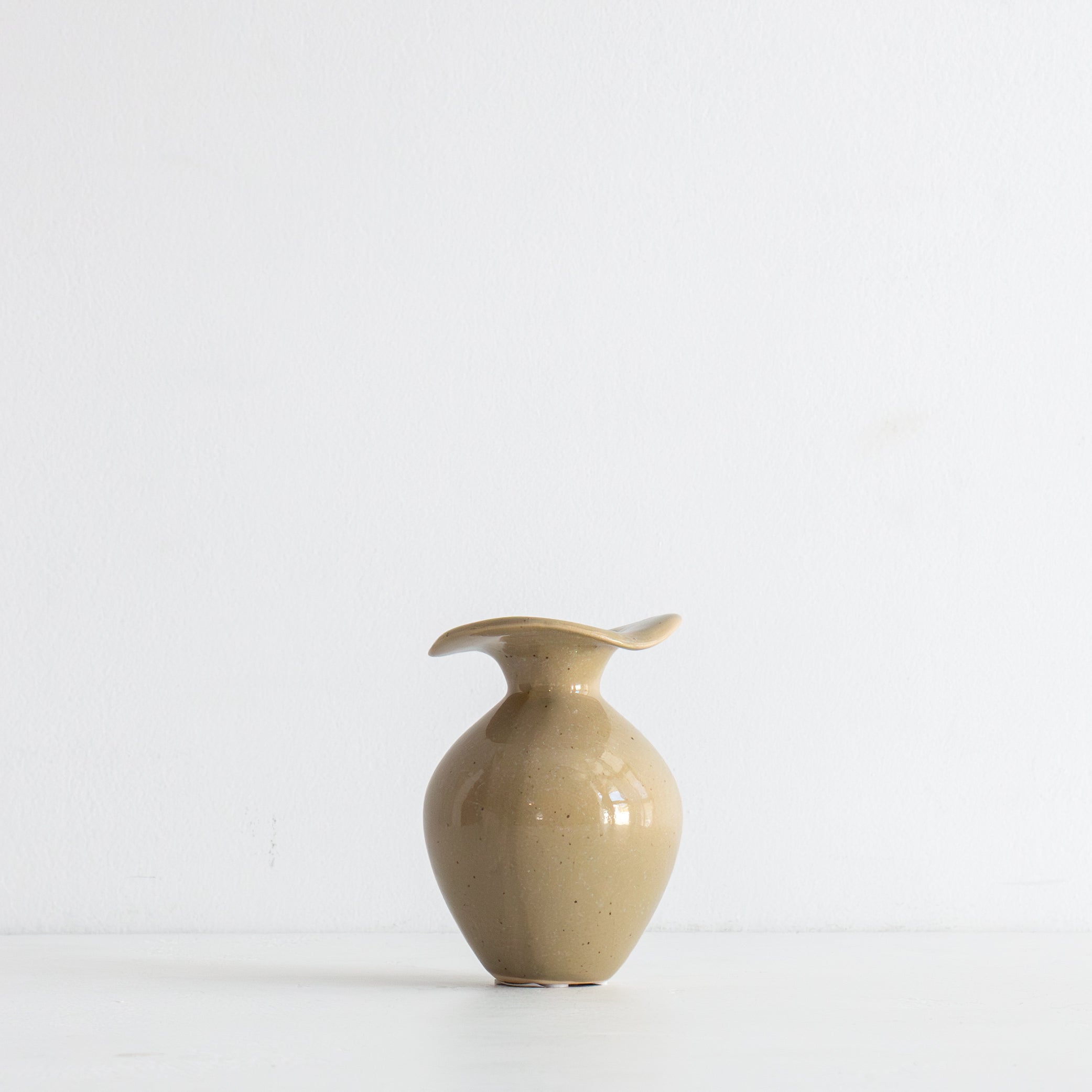 Florentina Vase - Mini, Glossy Beige