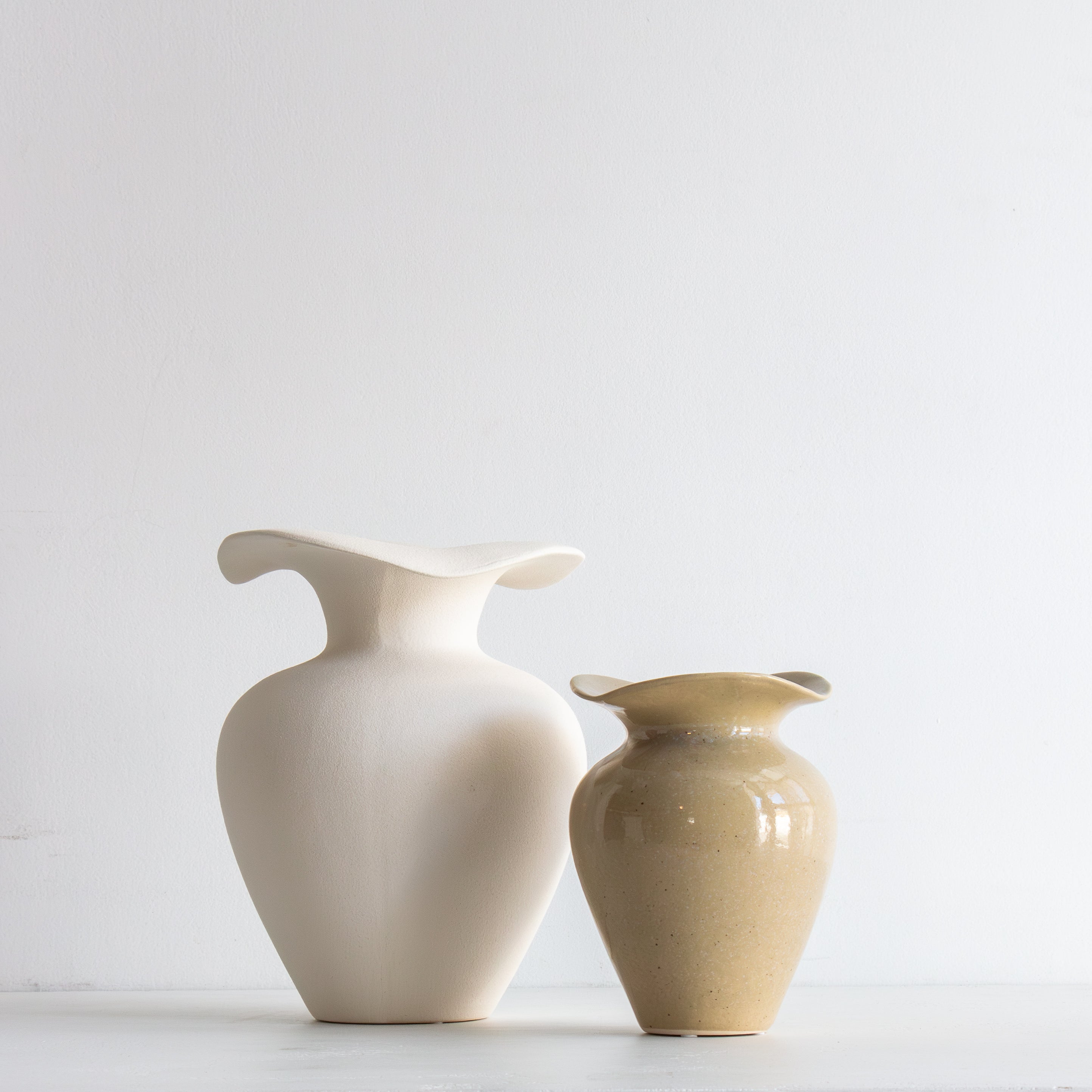 Florentina Vase - Small, Glossy Beige