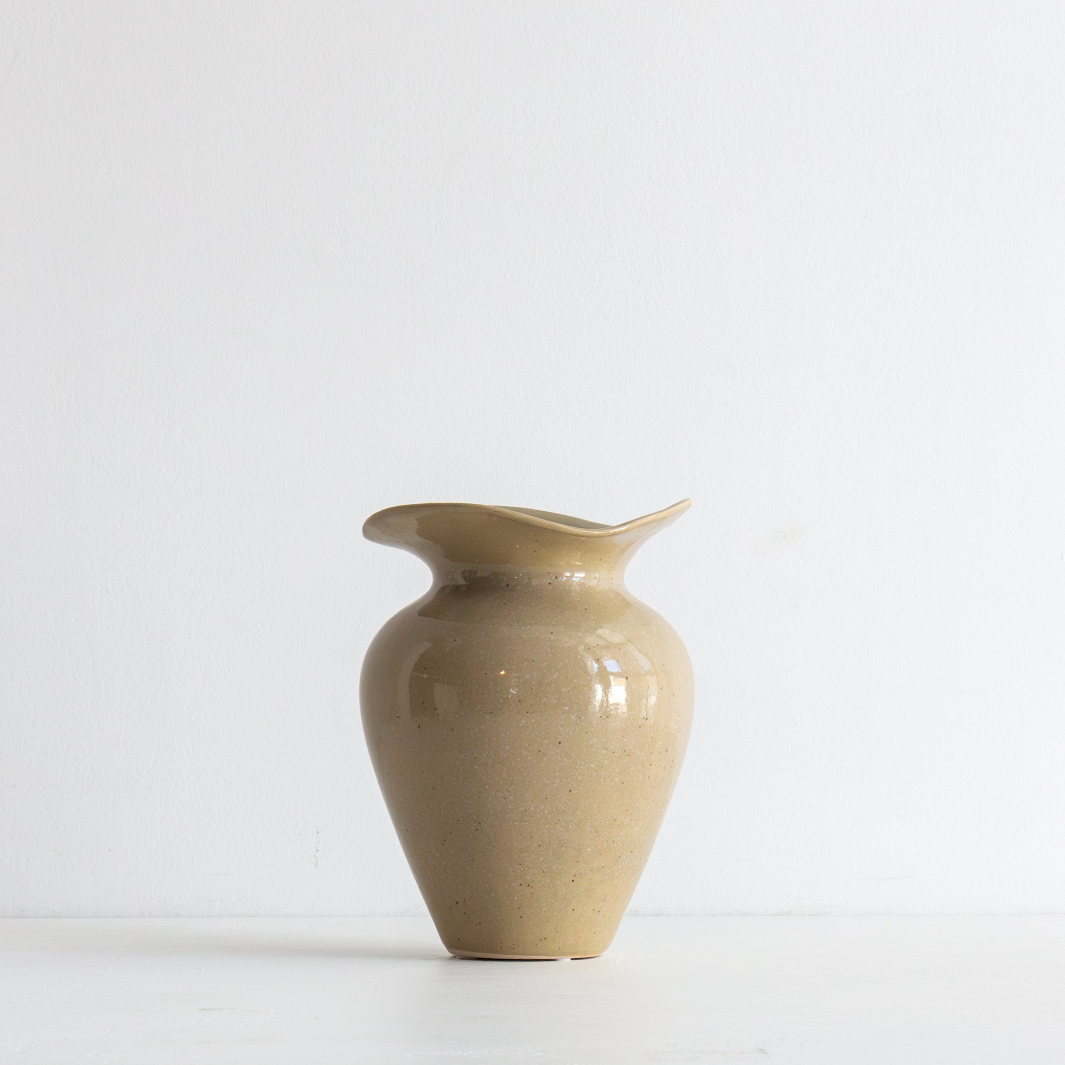 Florentina Vase - Small, Glossy Beige