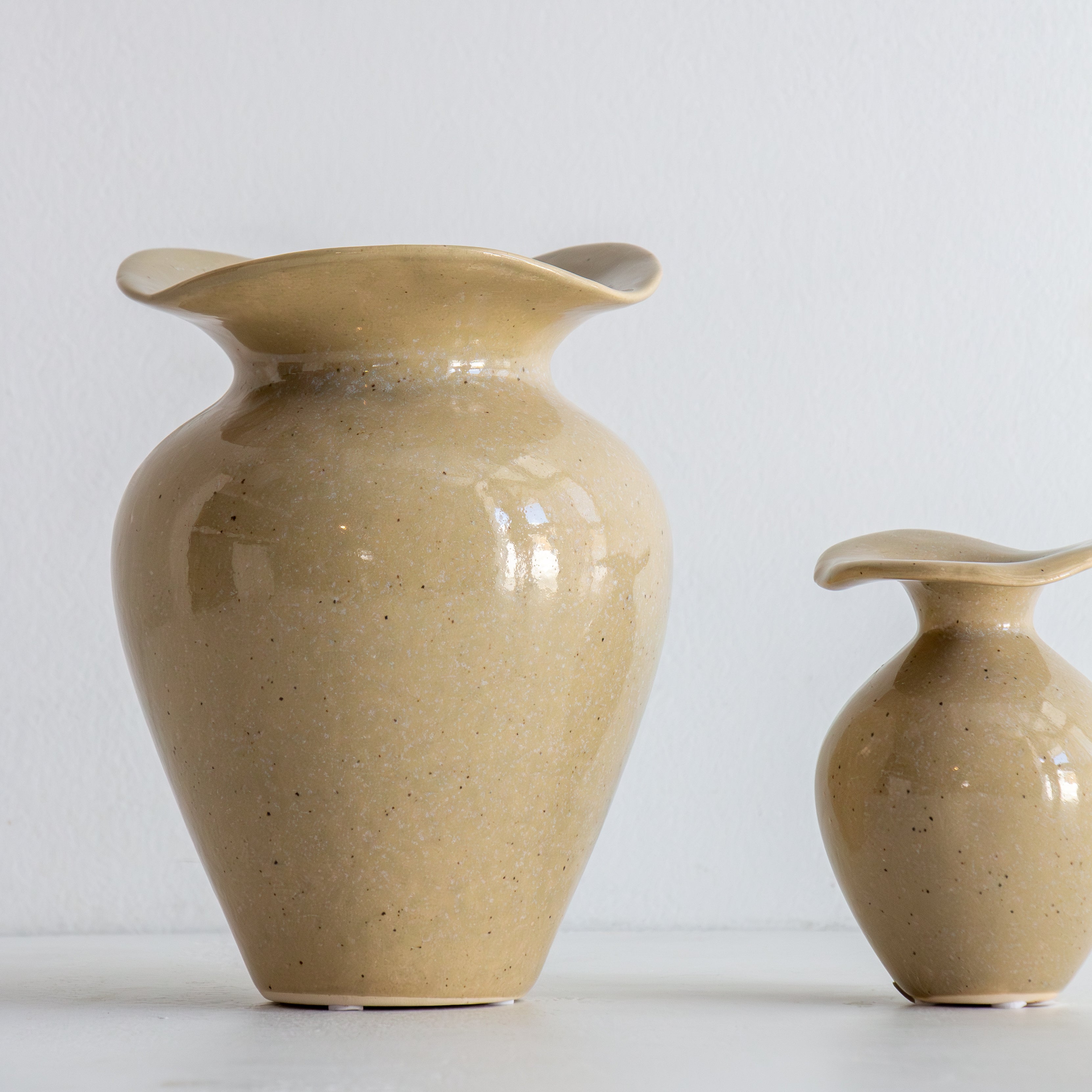 Florentina Vase - Small, Glossy Beige