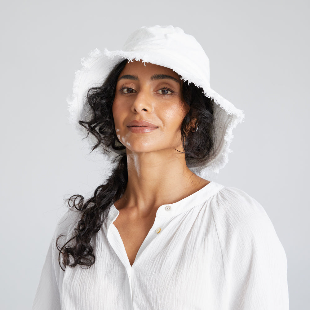 Cotton Frayed Hem Bucket Hat - White