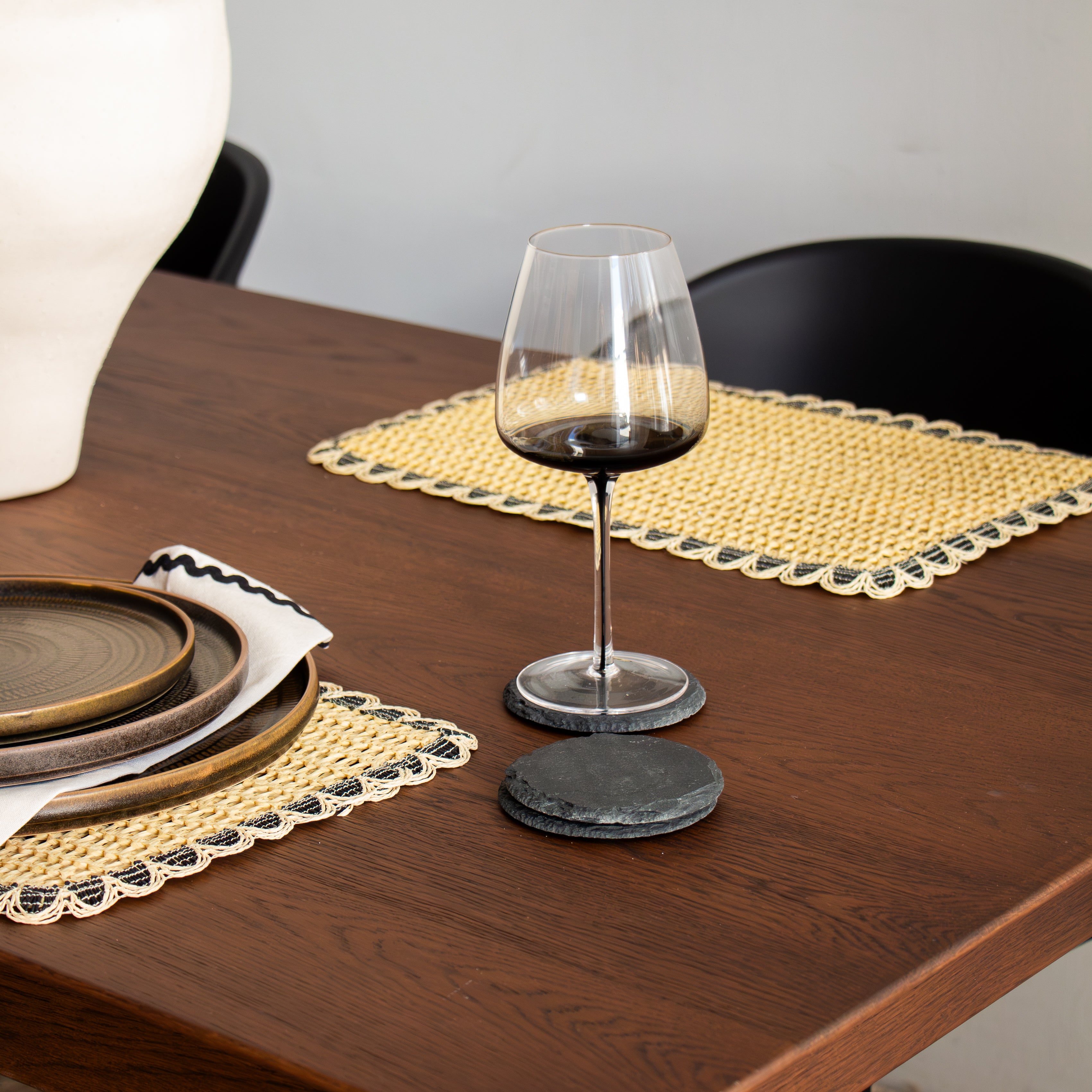 Ita Crochet Rectangle Placemat - Natural/Black