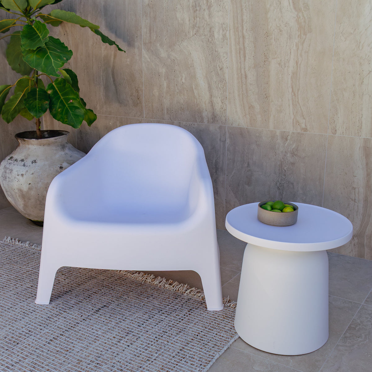 Hug Lounger - White