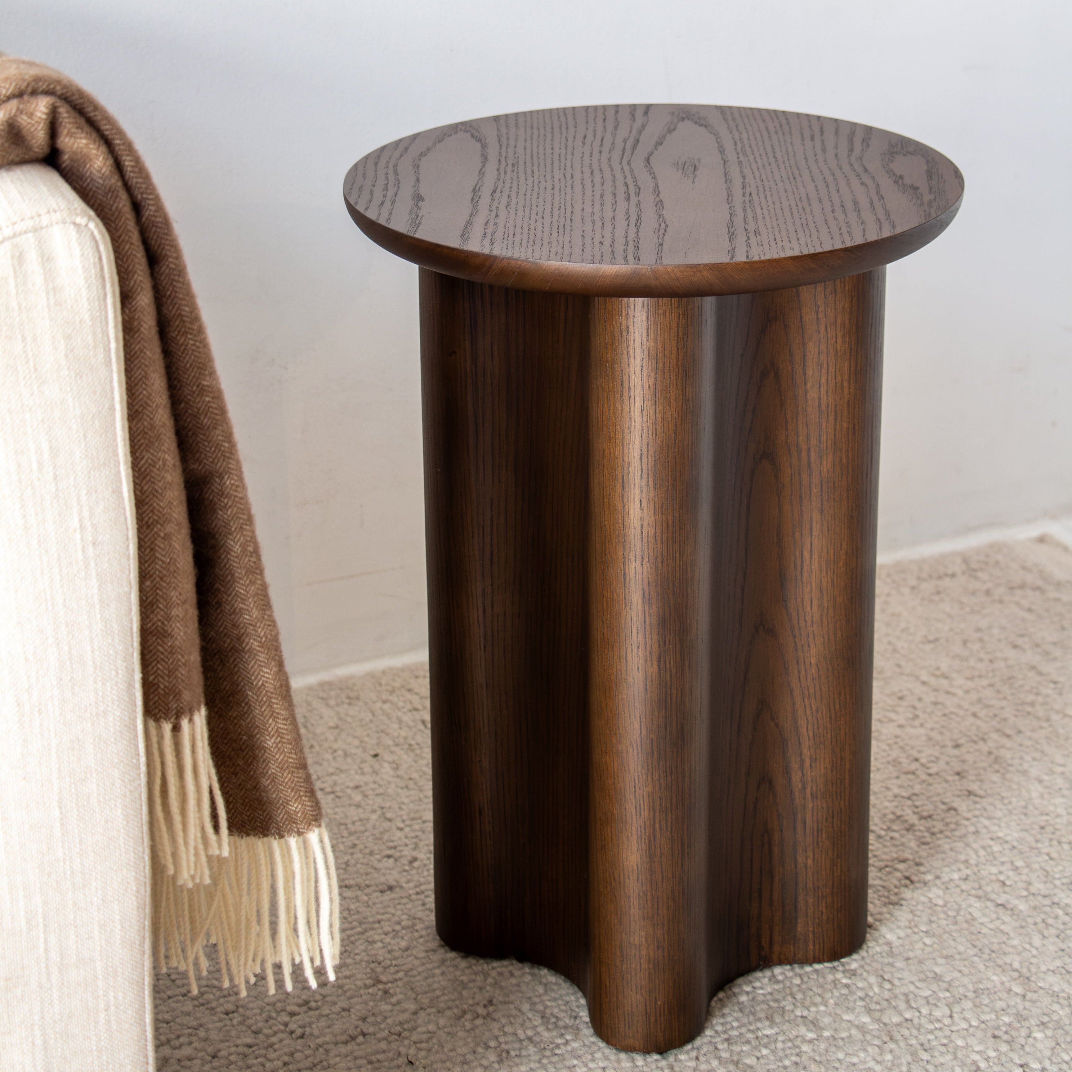 Luma Side table - Dark Oak