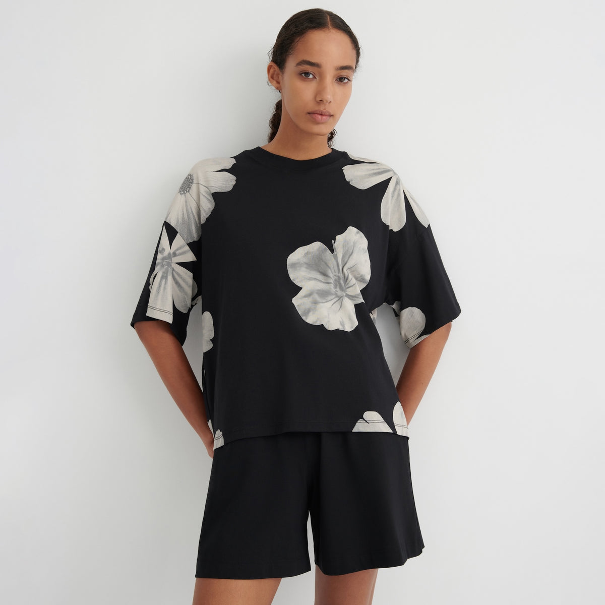 Oversized Boxy Tee - Monochrome Floral