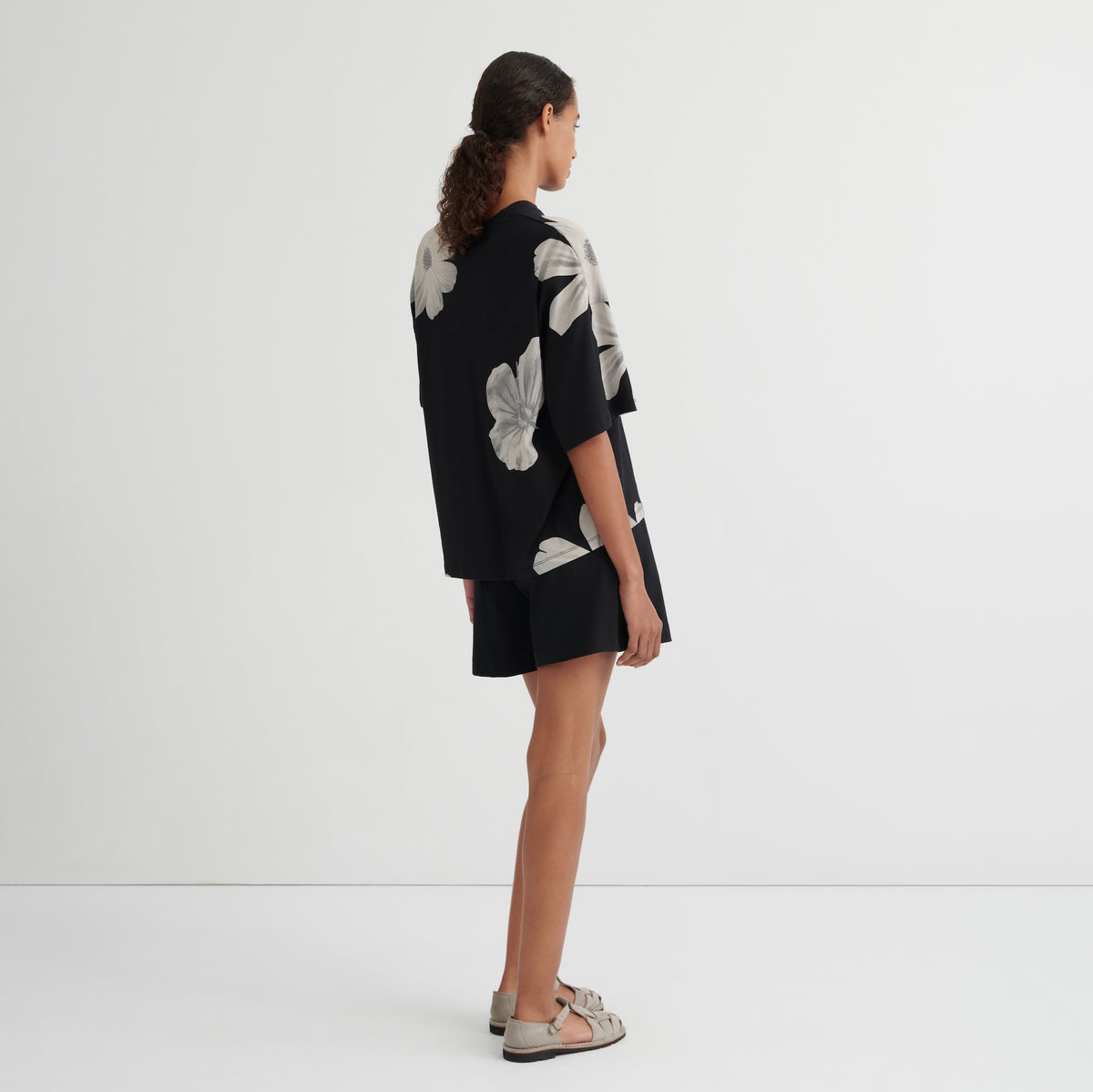 Oversized Boxy Tee - Monochrome Floral