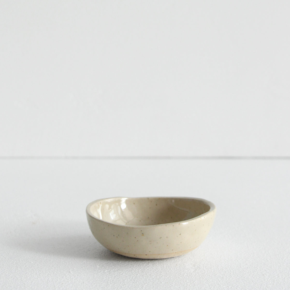 Olive Bowl - Speckled Cream