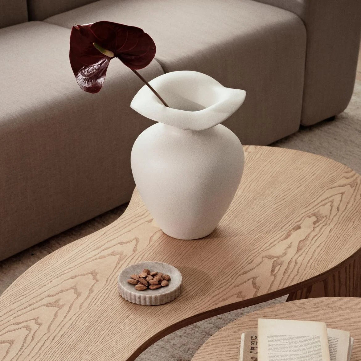Florentina Vase - Medium, Off White