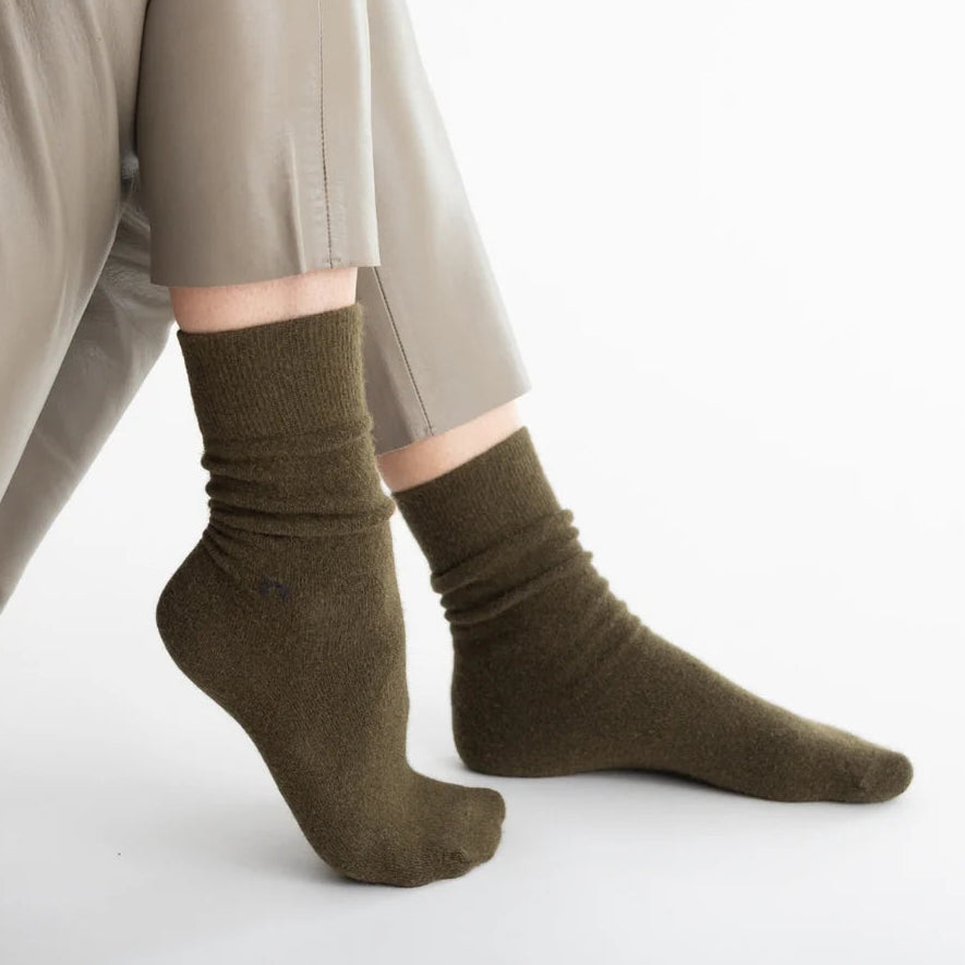 Hamilton Possum Merino Wool Socks - Military Olive