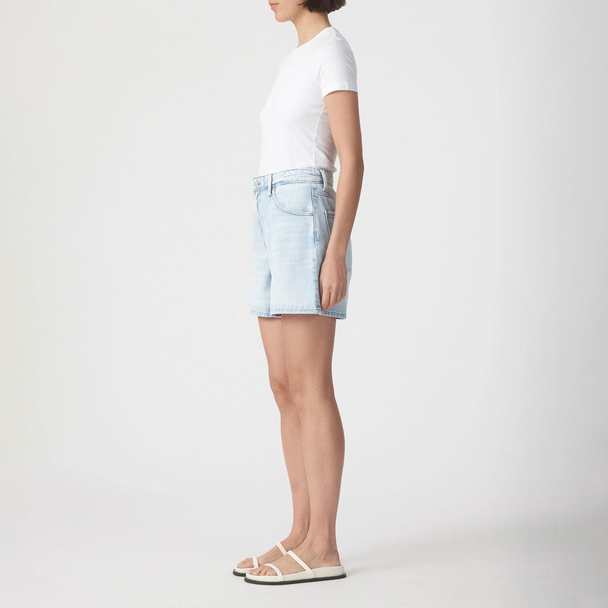 Mira Short - Fade
