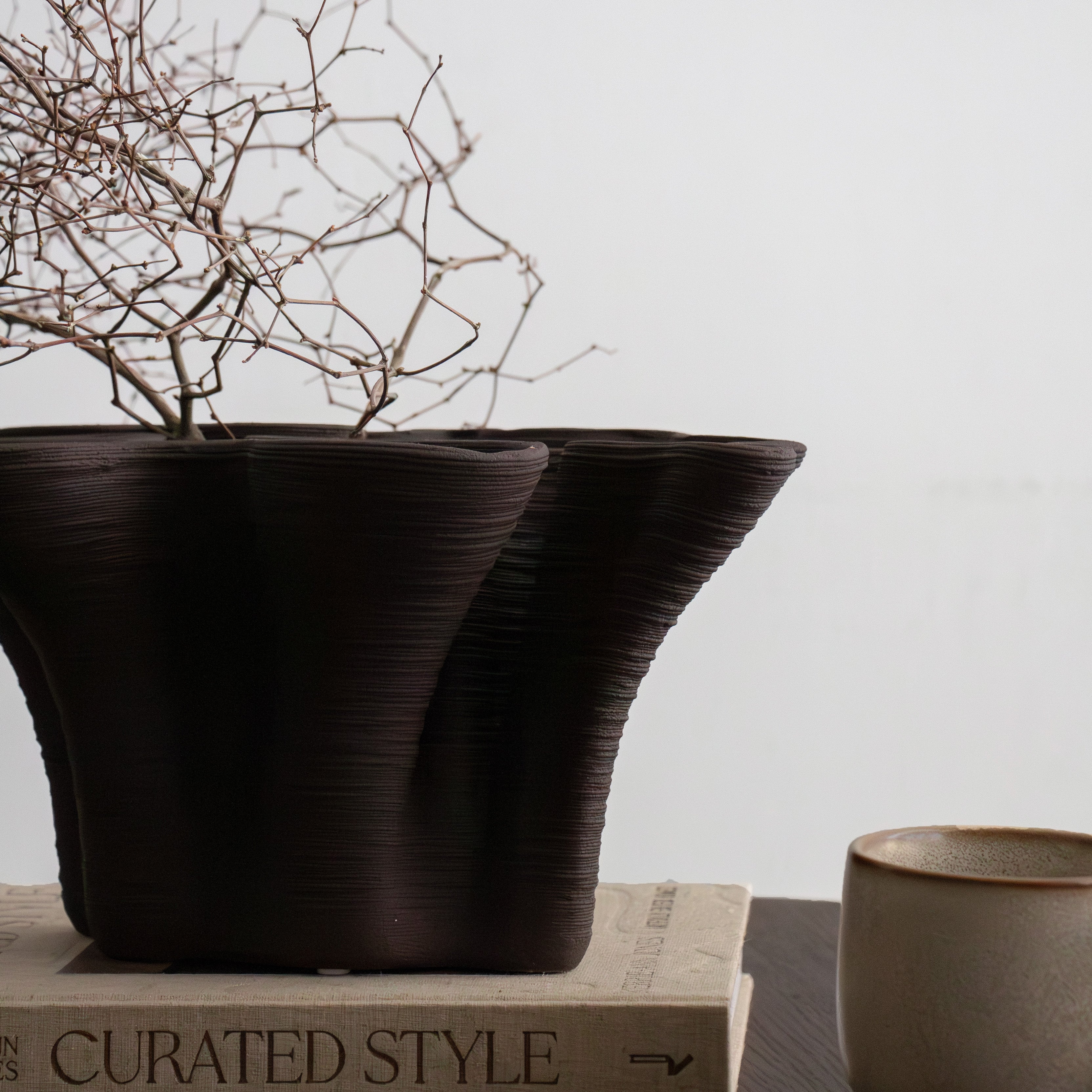 Modello Low Vase - Chocolate