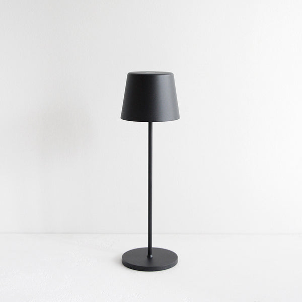 Oke Indoor/Outdoor Lamp - Black