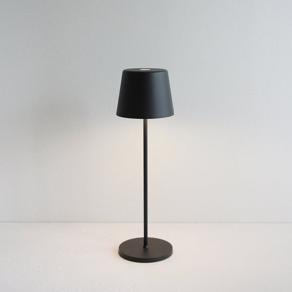 Oke Indoor/Outdoor Lamp - Black