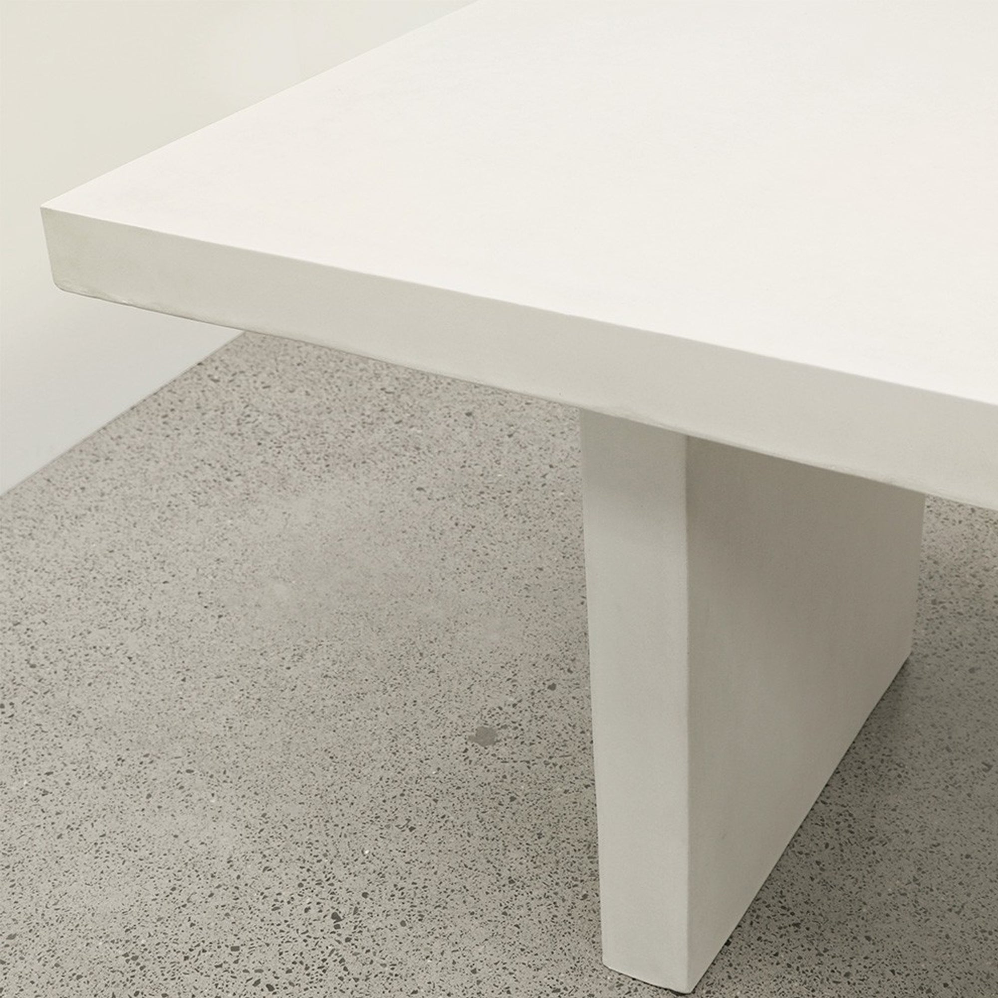 Palma Outdoor Concrete Table - White