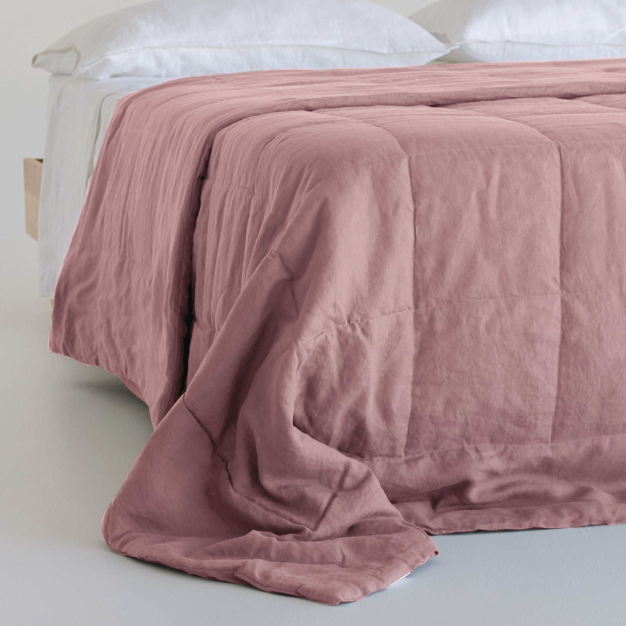 Linen Quilted Bedcover - Rosa