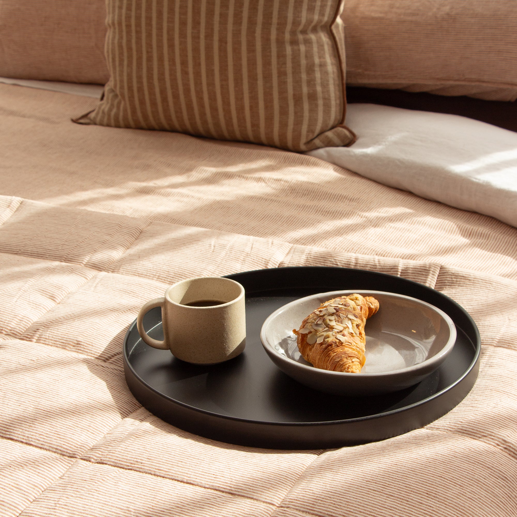 Round Tray - Black