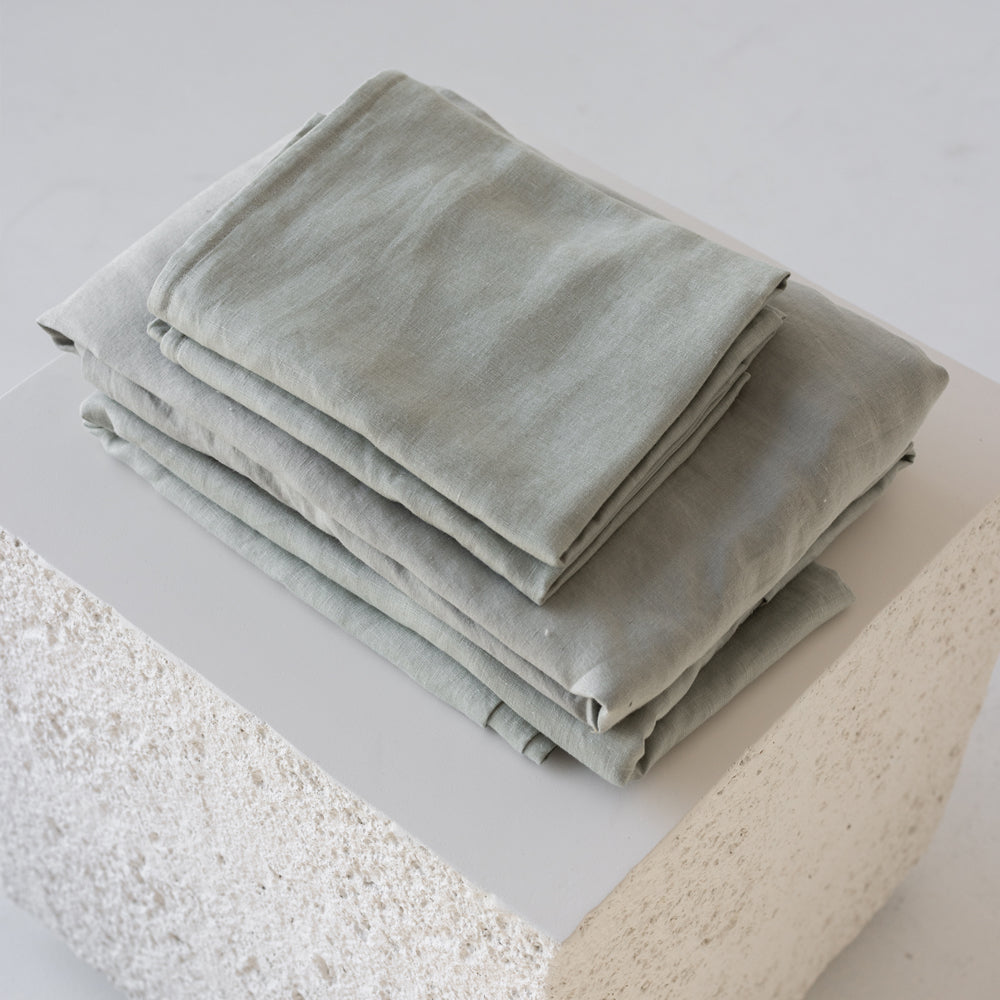 European Linen Fitted Sheet - Laurel