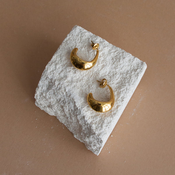 Sculptural Hoop Earrings - Gold
