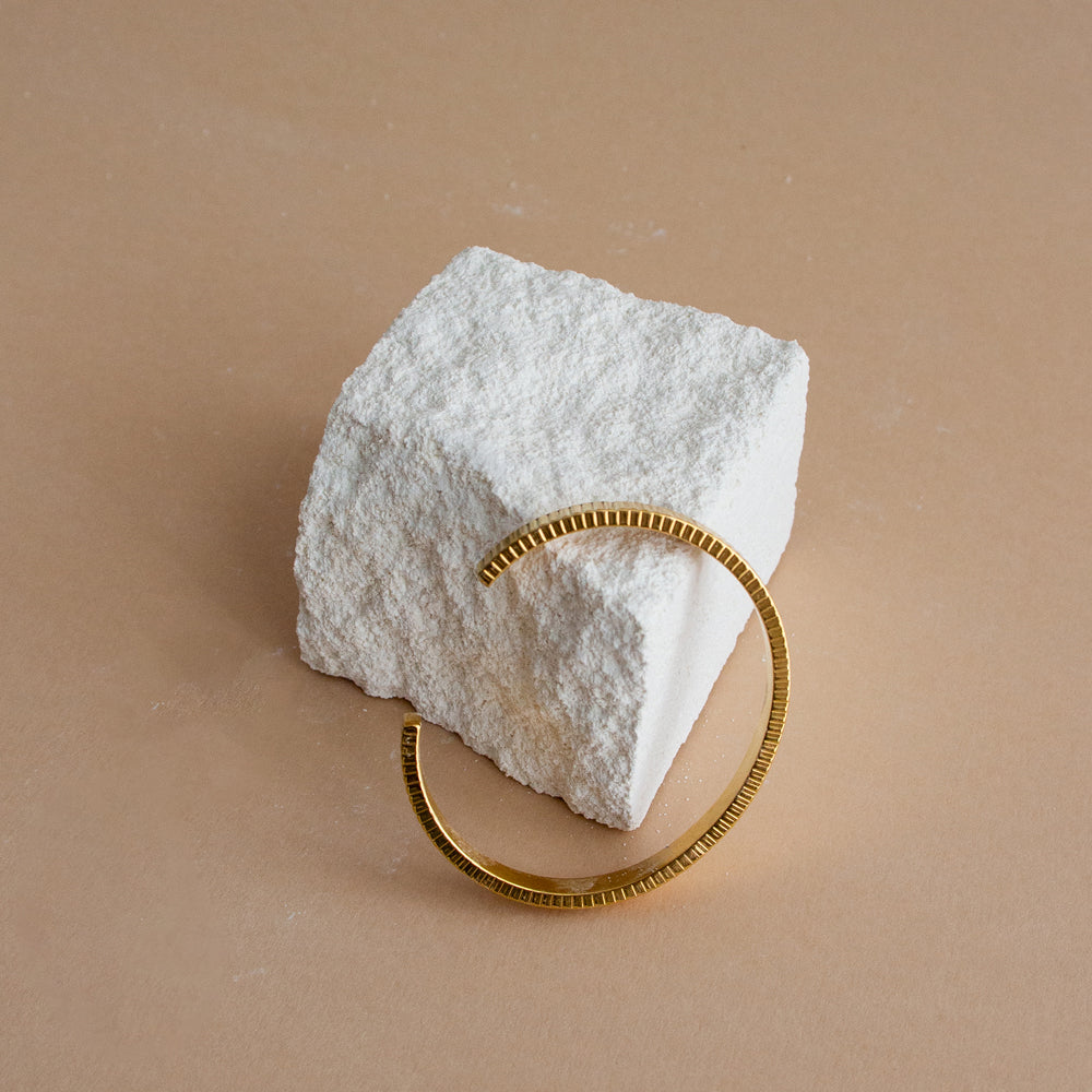 Ribbed Bangle - Gold