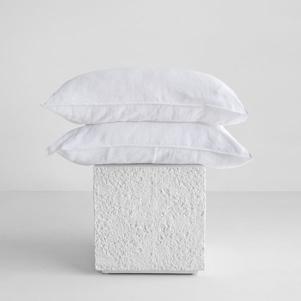 Linen Scallop Edge Pillowcases - White/Oatmeal