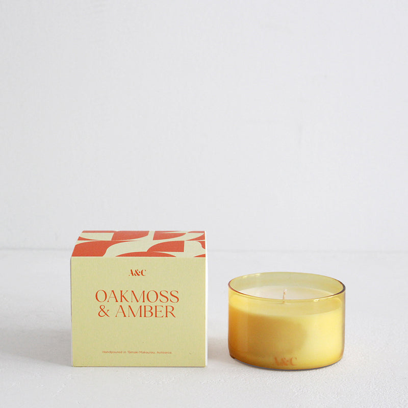 A&C Oakmoss and Amber Candle