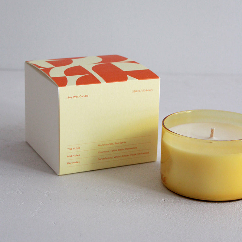 A&C Oakmoss and Amber Candle