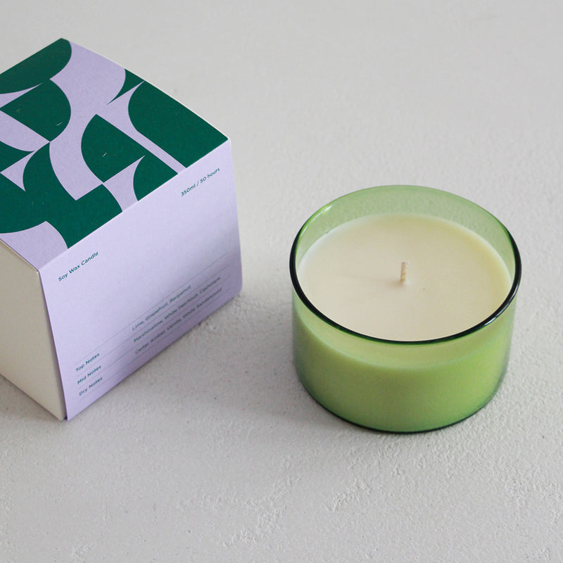 A&C Sandalwood and Cedar Candle