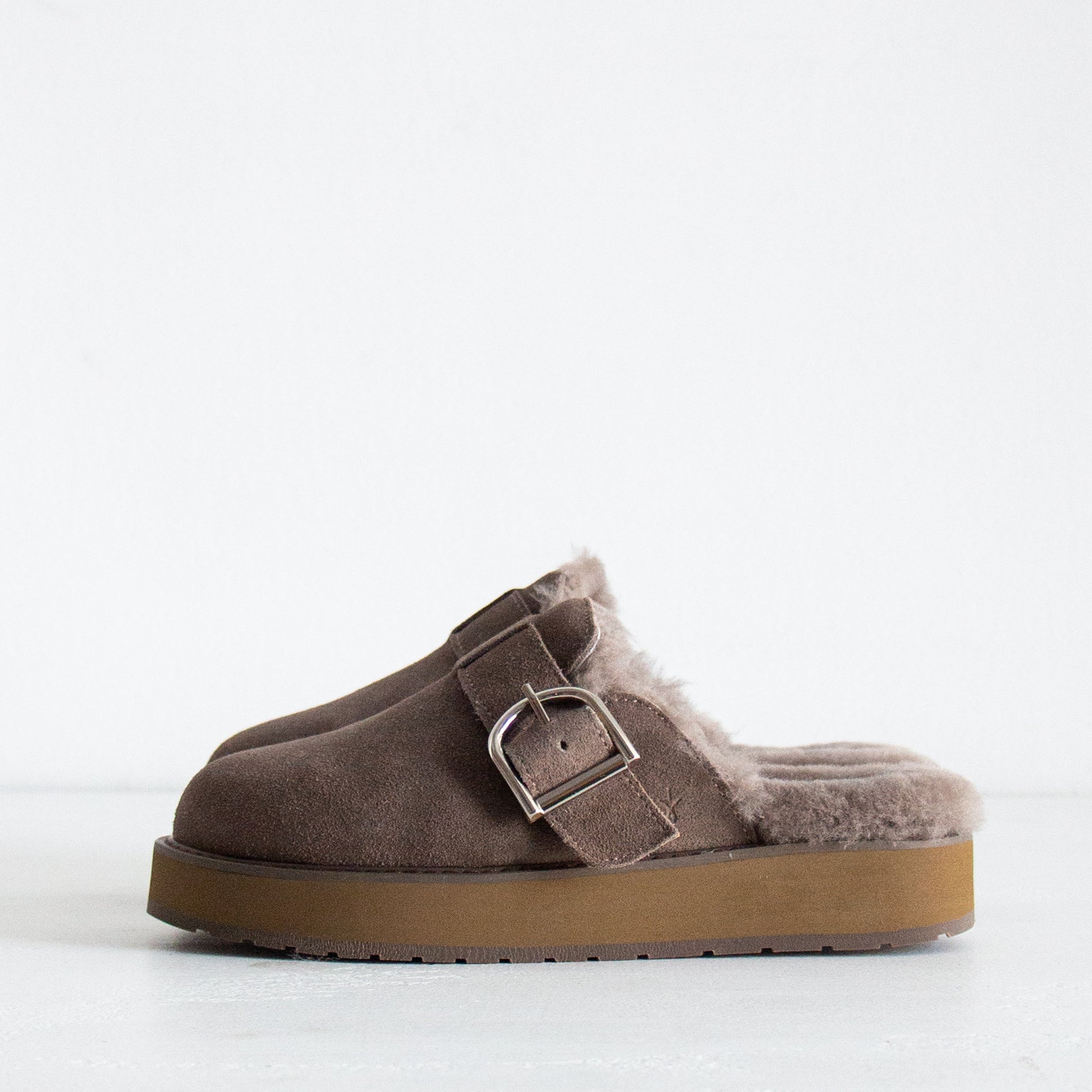 Adison Slipper - Smoke