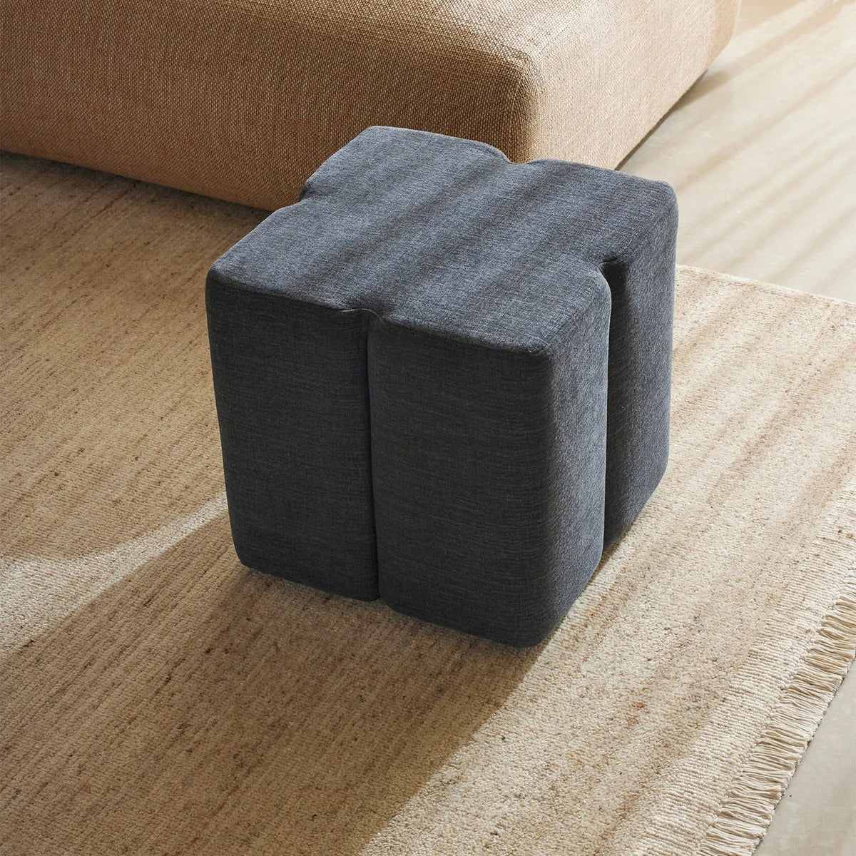 Anton Floor Rug - Sand