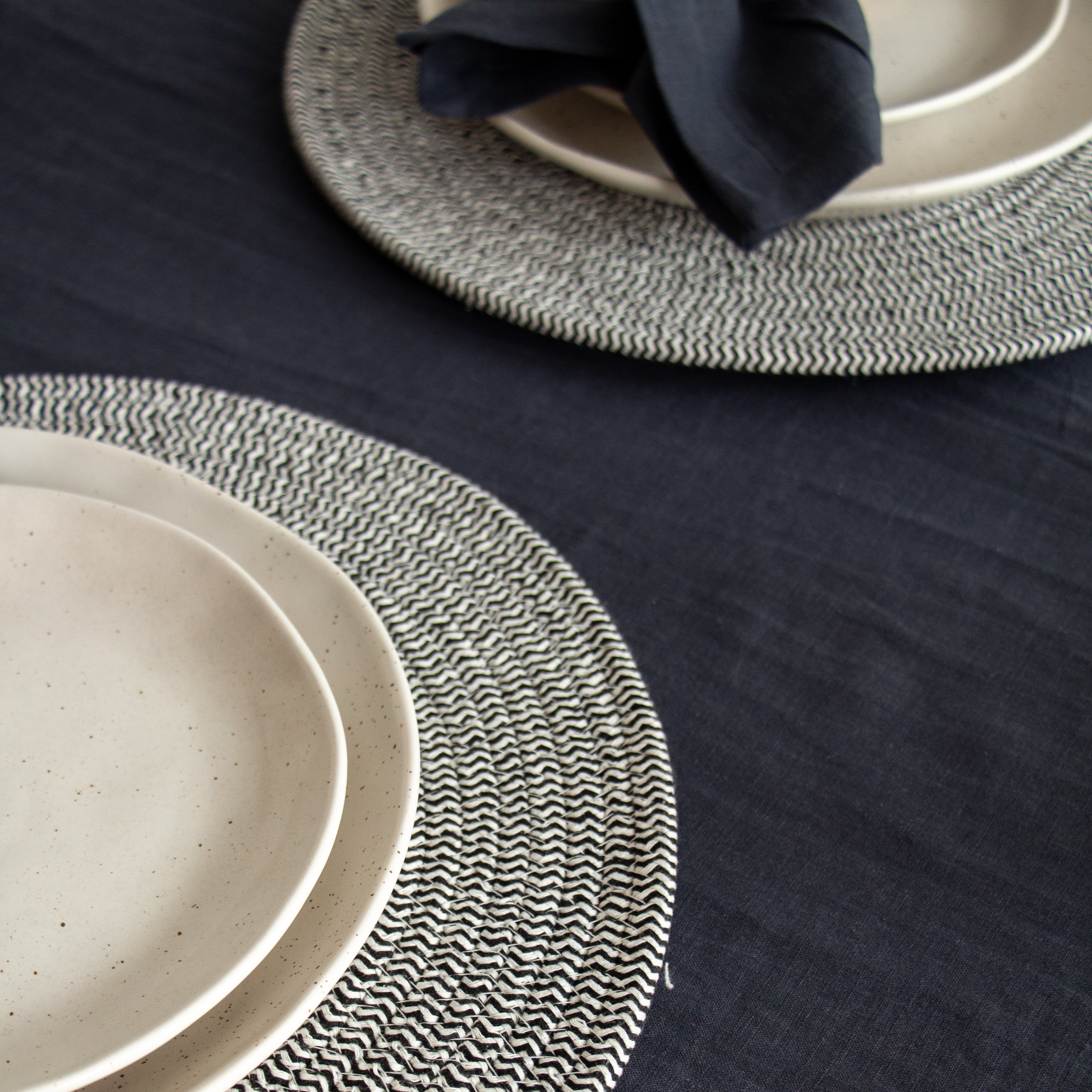 Black and White Round Placemat