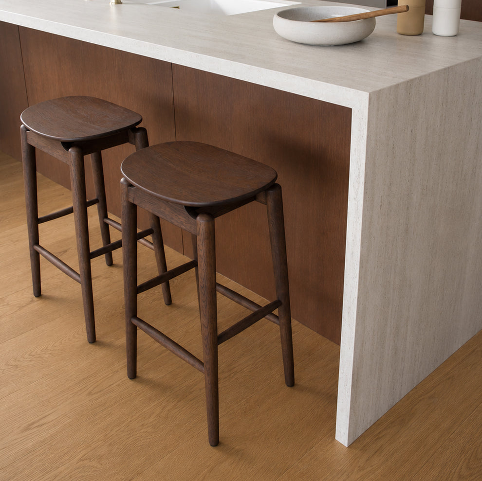 Eric Barstool - Walnut