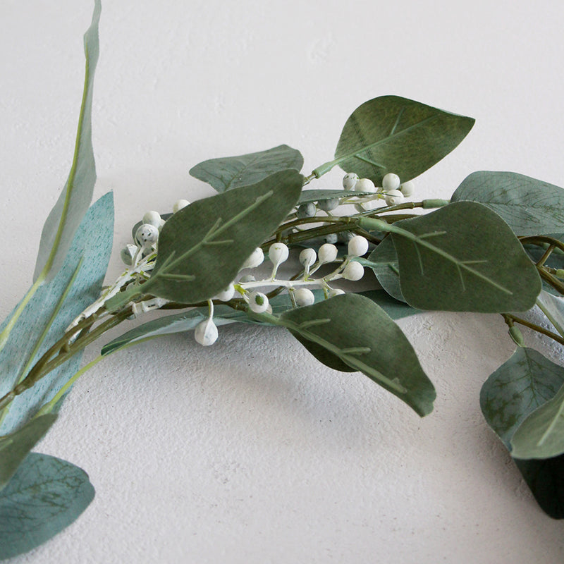 Eucalyptus Seeded Garland