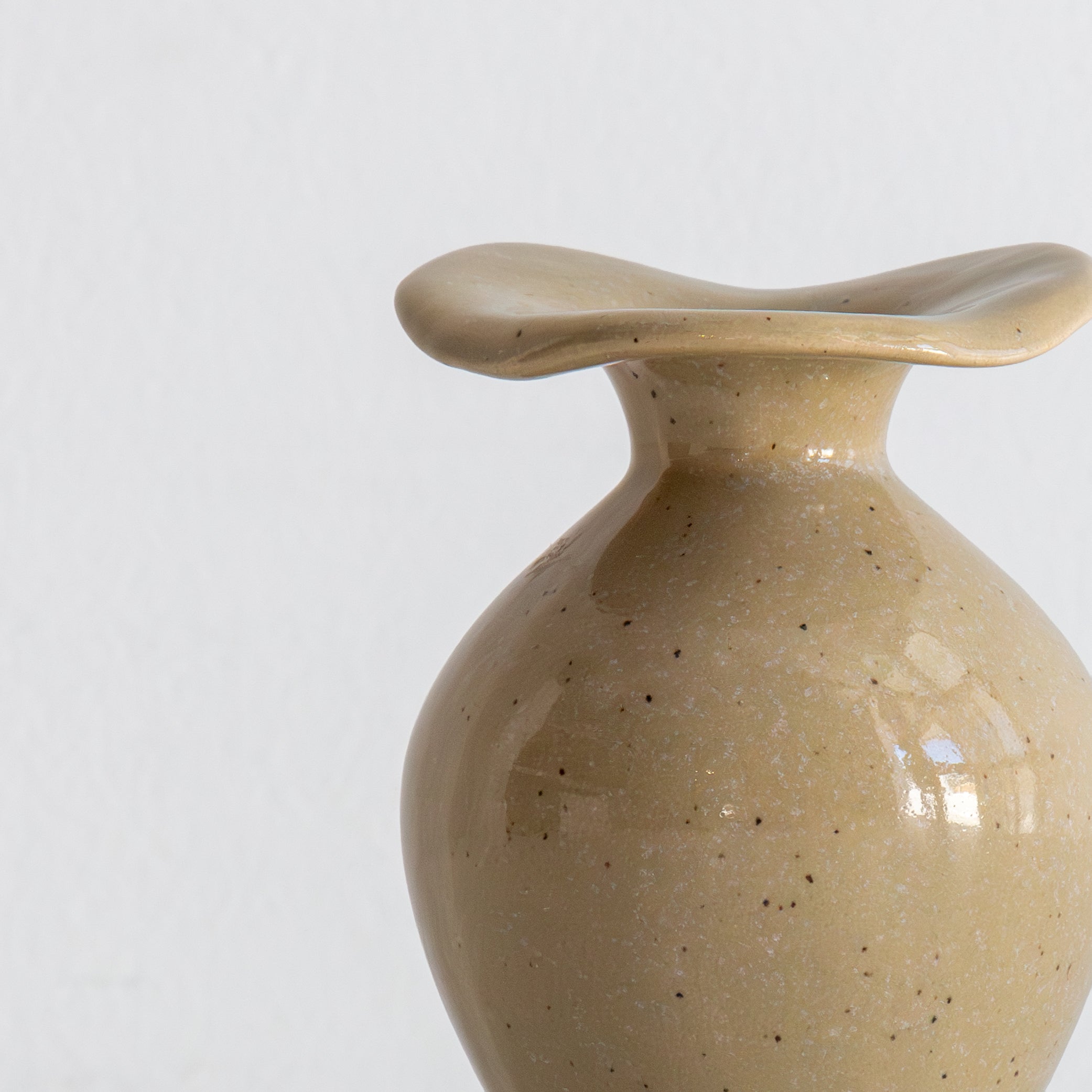 Florentina Vase - Mini, Glossy Beige