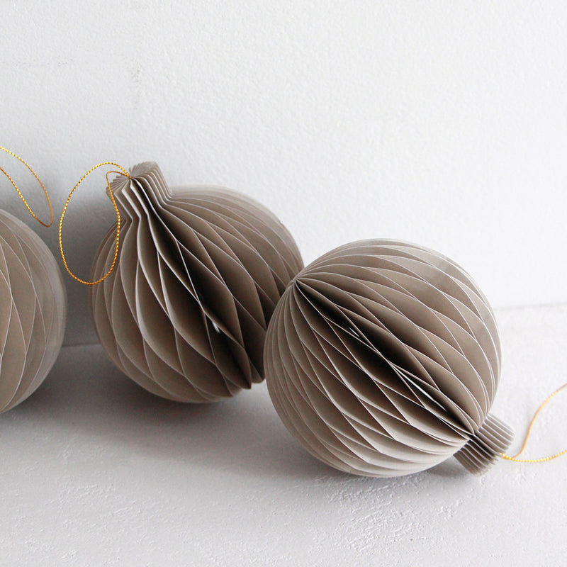 Hanging Christmas Decoration - Bauble - Pale Grey (Set of 4)