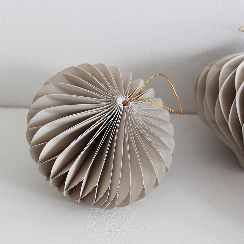 Hanging Christmas Decoration - Tulip - Pale Grey (Set of 4)