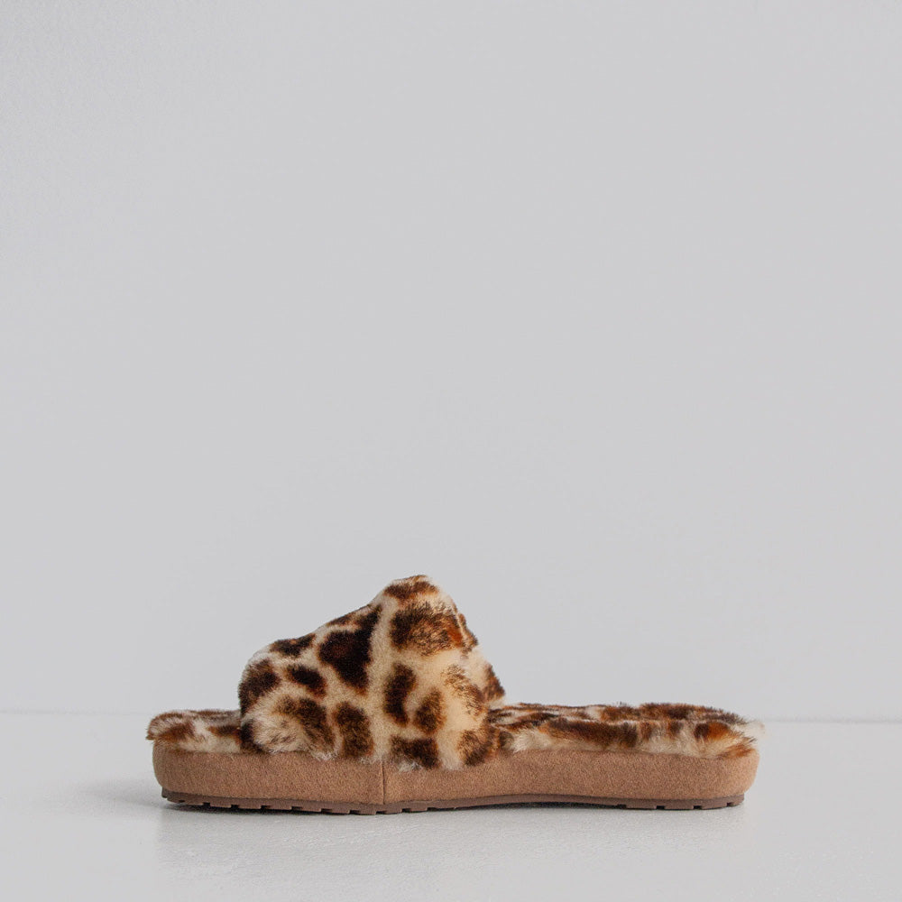 McKay Slipper - Leopard