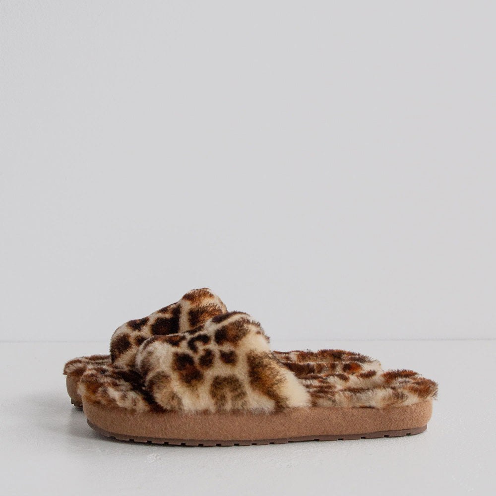 McKay Slipper - Leopard