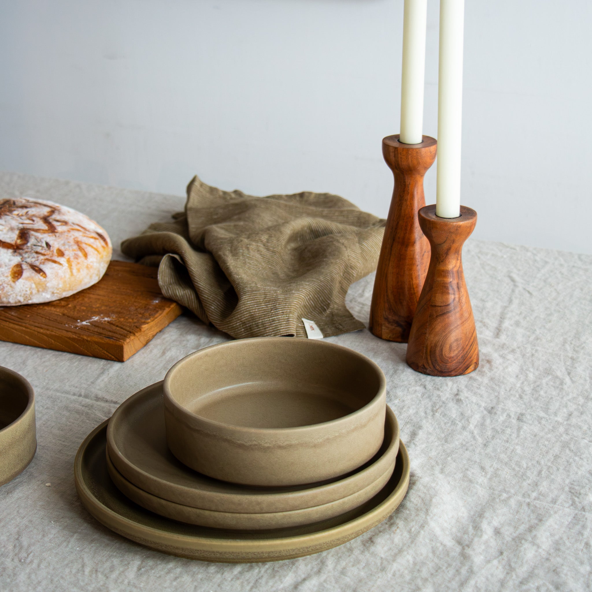 Platform Dinner Plate