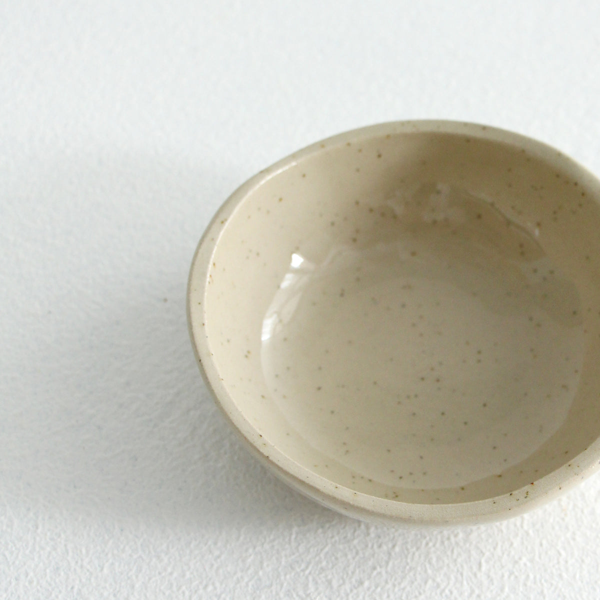 Olive Bowl - Speckled Cream