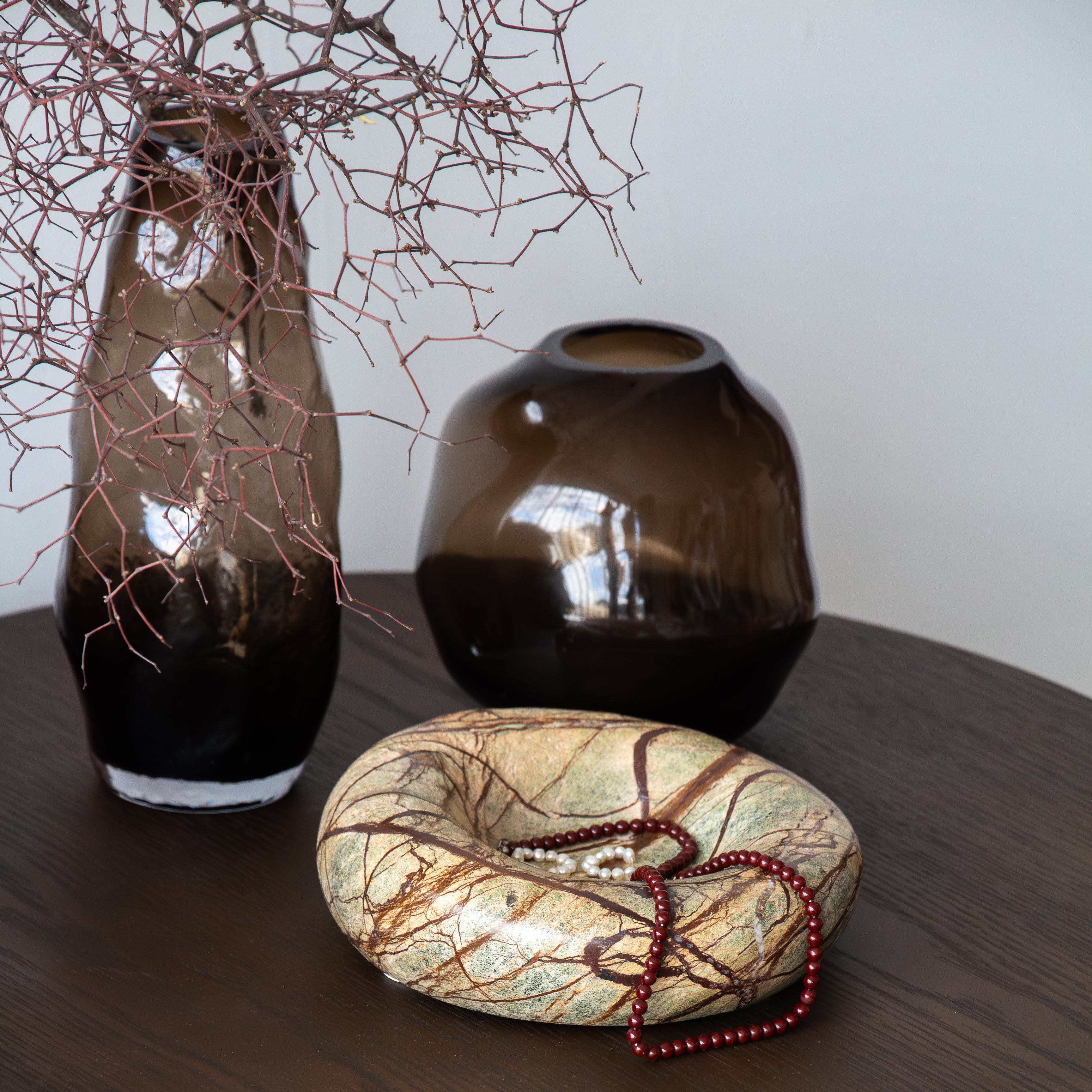 Mila Forma, Brown - Small